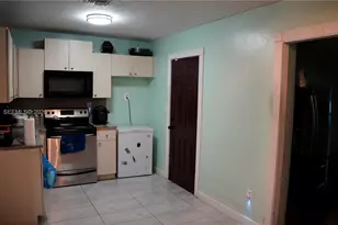 1021 NW 23rd Rd, Fort Lauderdale, FL 33311 - Photo 6