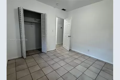 212 NE 41 St #212, Oakland Park, FL 33334 - Photo 14