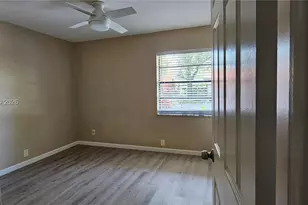 1451 W Sandpiper Cir, Pembroke Pines, FL 33026 - Photo 18