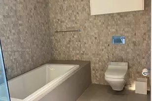 88 SW 7th St, Miami, FL 33130 - Photo 26