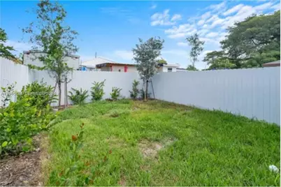 1831 NW 67th St #1, Miami, FL 33147 - Photo 30
