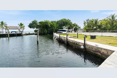 127 Seaside Ave, Key Largo, FL 33037 - Photo 10