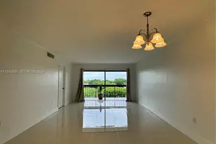 10317 NW 9th St Cir, Miami, FL 33172 - Photo 1