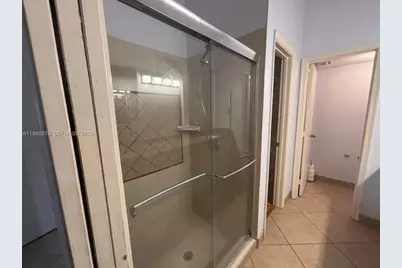 7390 S Pinewalk Dr S, Margate, FL 33063 - Photo 40