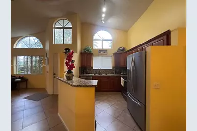 7390 S Pinewalk Dr S, Margate, FL 33063 - Photo 16