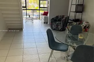 9403 Fontainebleau Blvd, Miami, FL 33172 - Photo 4