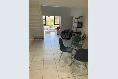 9403 Fontainebleau Blvd #211-21, Miami, FL 33172 - Photo 6