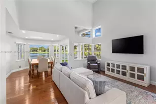 10931 SW 10th Pl, Davie, FL 33324 - Photo 20