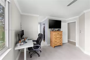 10931 SW 10th Pl, Davie, FL 33324 - Photo 38