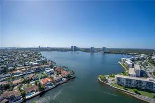 1000 W Island Blvd, Aventura, FL 33160 - Photo 28