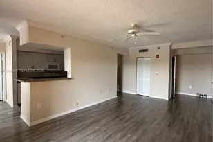 11650 SW 2nd St, Pembroke Pines, FL 33025 - Photo 6