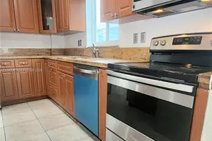 1020 94th St, Bay Harbor Islands, FL 33154 - Photo 16