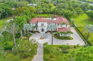 7538 SW 64th St, Miami, FL 33143 - Photo 2