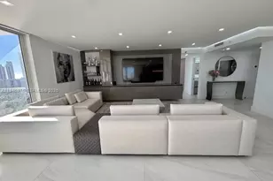 19707 Turnberry Way, Aventura, FL 33180 - Photo 10