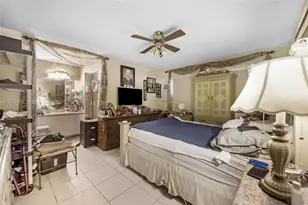 13525 SW 115th Pl, Miami, FL 33176 - Photo 12