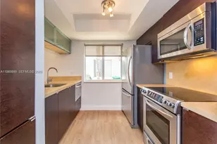 2945 Bridgeport Ave, Miami, FL 33133 - Photo 8