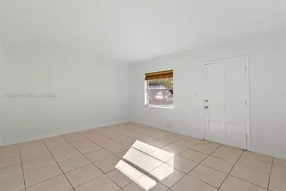 4140 Woodside Dr #105, Coral Springs, FL 33065 - Photo 8