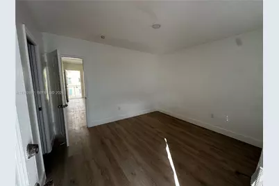 500 13th St #10, Miami Beach, FL 33139 - Photo 12