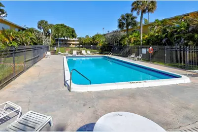 610 SE 2nd Ave #L26, Deerfield Beach, FL 33441 - Photo 12