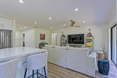 10900 SW 124th Rd, Miami, FL 33176 - Photo 12