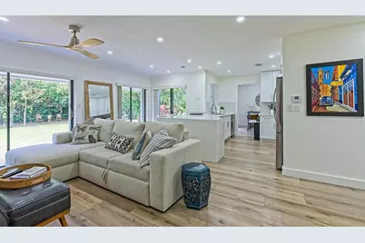 10900 SW 124th Rd, Miami, FL 33176 - Photo 10