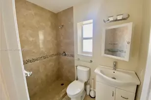 930 SW 7th Ave, Miami, FL 33130 - Photo 18