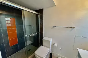 900 NE 12th Ave, Hallandale Beach, FL 33009 - Photo 16