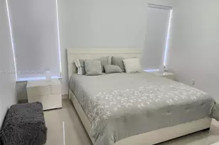 9195 Fontainebleau Blvd, Miami, FL 33172 - Photo 12