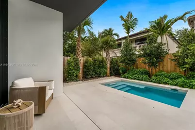 3067 Hibiscus St, Miami, FL 33133 - Photo 24