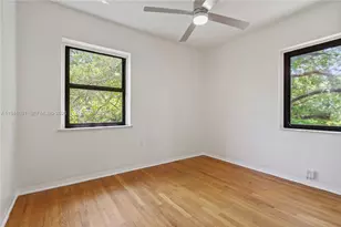 3202 Elizabeth St, Miami, FL 33133 - Photo 8