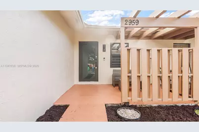 2959 NW 110th Ave, Sunrise, FL 33322 - Photo 4
