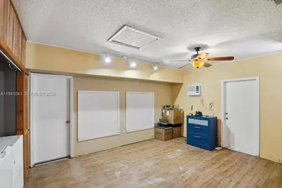 9349 NW 47th St, Sunrise, FL 33351 - Photo 40