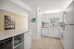 [Address not provided], Pembroke Pines, FL 33025 - Photo 8