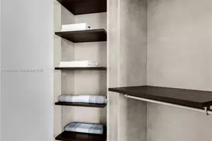 45 SW 9th St, Miami, FL 33130 - Photo 22