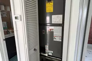 8618 SW 161st Pl, Miami, FL 33193 - Photo 20