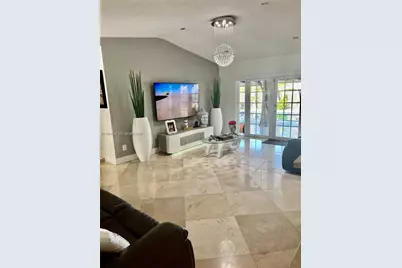 4872 SW 140th Ave, Miami, FL 33175 - Photo 12