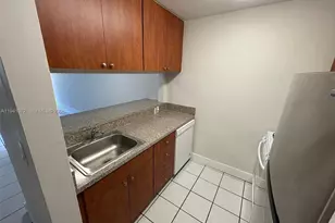 505 NE 30th St, Miami, FL 33137 - Photo 1