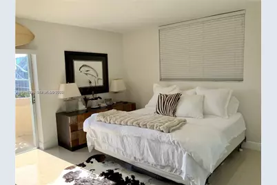 8400 Byron Ave #4F, Miami Beach, FL 33141 - Photo 22