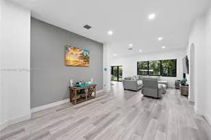918 NE 36th Ave, Homestead, FL 33033 - Photo 16