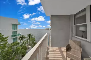 2016 Bay Dr, Miami Beach, FL 33141 - Photo 1