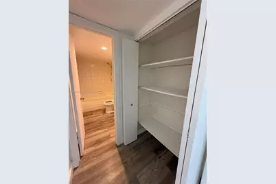 10000 NW 80th Ct #2423, Hialeah Gardens, FL 33016 - Photo 14