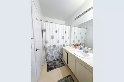 10332 NW 3rd St, Pembroke Pines, FL 33026 - Photo 16