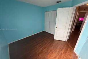 810 NE 212th Terrace, Miami, FL 33179 - Photo 28