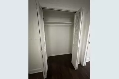 920 NW 22nd Ct #920, Miami, FL 33125 - Photo 10