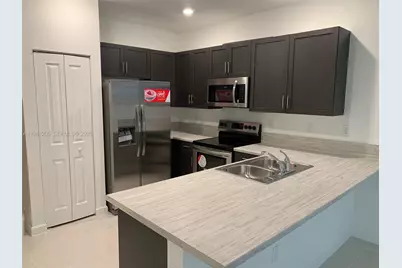 1271 SE 27th Ter #1271, Homestead, FL 33035 - Photo 6