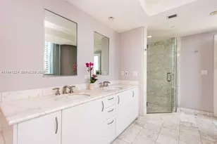 1331 Brickell Bay Dr, Miami, FL 33131 - Photo 18