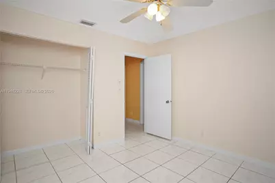 8011 NW 27th Pl, Sunrise, FL 33322 - Photo 16
