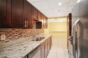 8011 NW 27th Pl, Sunrise, FL 33322 - Photo 2