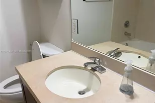 2740 SW 28th Terrace, Miami, FL 33133 - Photo 8