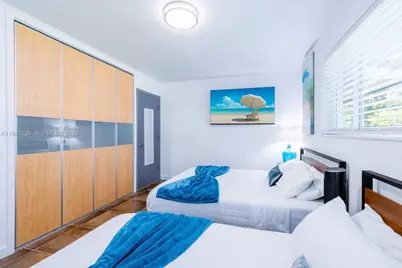 312 N Luna Ct, Hollywood, FL 33021 - Photo 16